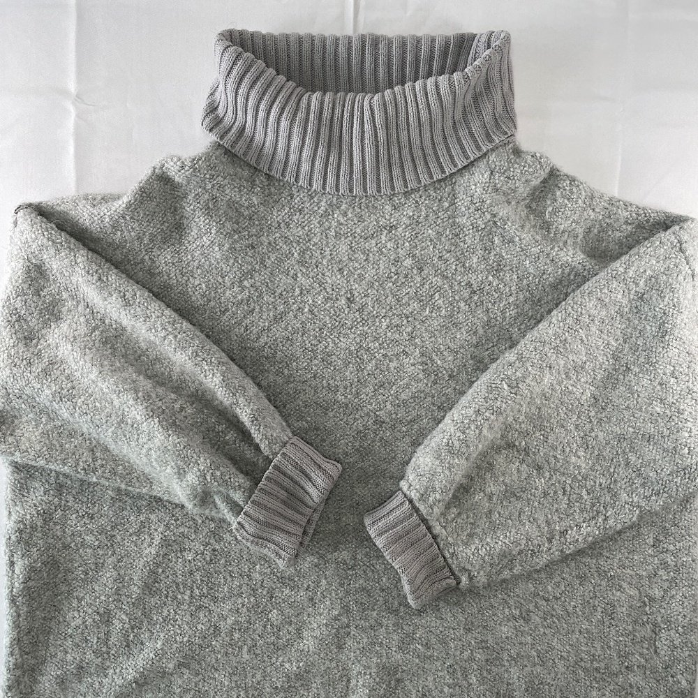 Free People Oversized Boucle Turtleneck Sweater Gray Cozy Knit - Size L